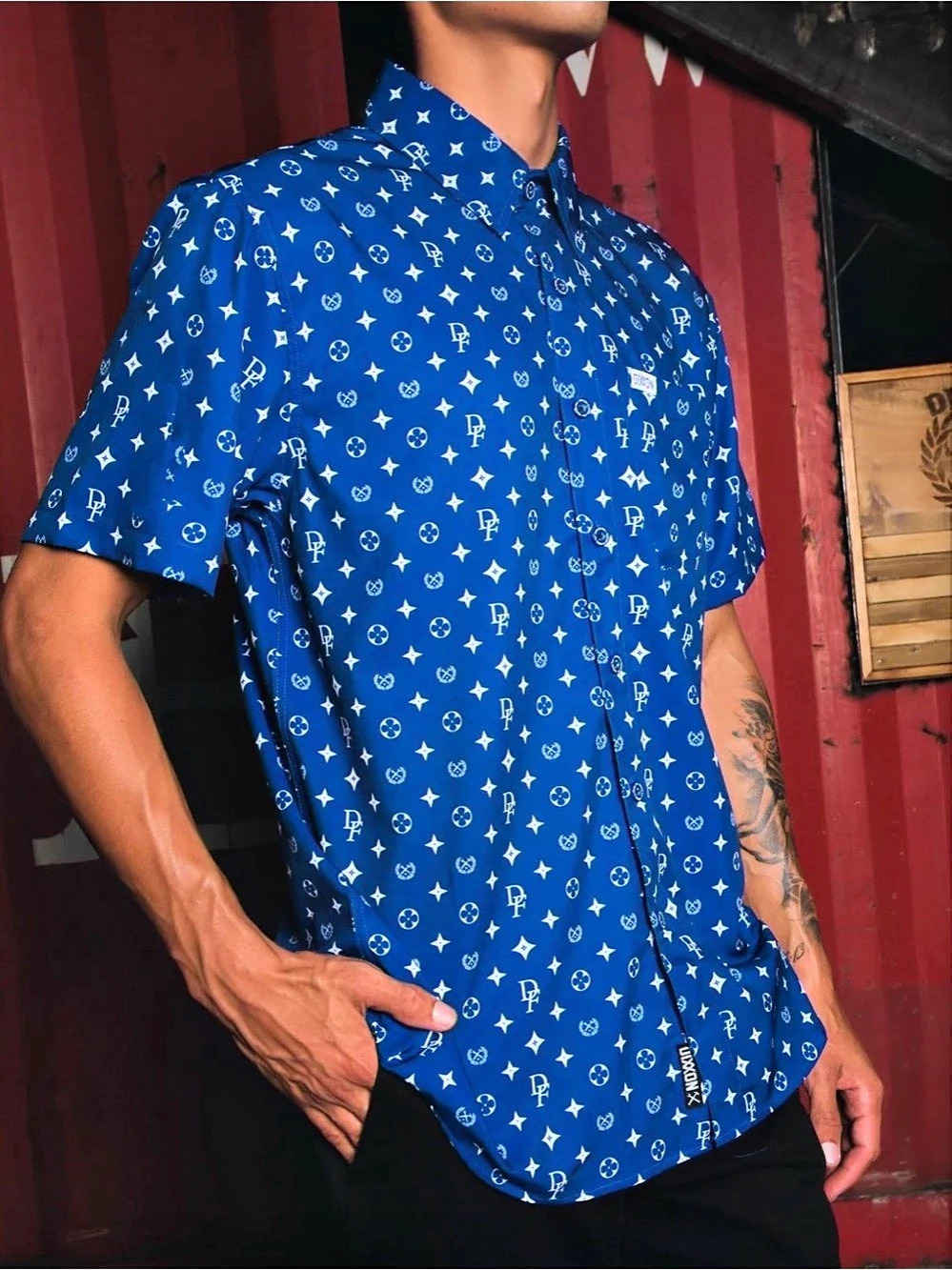 Dixxon Flannel Company The Bougie Men's Pattern Button Down Large Blue/White